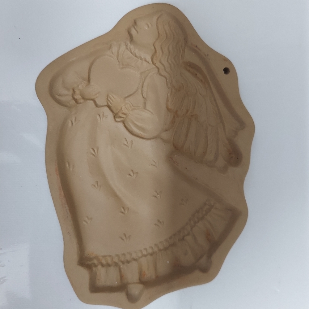 Brown Bag Cookie Art Mold 1987 Vintage Angel with Heart
